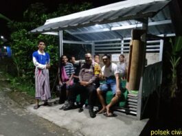 Bhabinkamtibmas Polsek Ciwaru Monitoring Pos Kamling, Perkuat Keamanan Lingkungan Warga