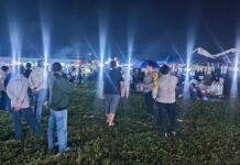 Anggota Polsek Ciawigebang Jaga Keamanan Pagelaran Wayang Golek Milangkala Desa Susukan ke-340