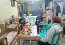 Jelang Hari Bhayangkara ke-80, Bhabinkamtibmas Perkuat Sinergi dengan Warga Desa Cimaranten