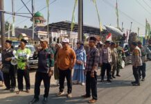 Jaga Kondusivitas, Polsek Ciawigebang Bersama TNI dan Satpol PP Amankan Pawai Tahun Baru Islam 1448 H di Desa Ciawilor