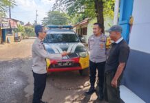 Anggota Polsek Cidahu Sambangi Warga Desa Cidahu, Sampaikan Himbauan Kamtibmas
