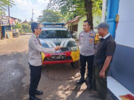 Anggota Polsek Cidahu Sambangi Warga Desa Cidahu, Sampaikan Himbauan Kamtibmas