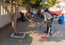 Polsek Ciawigebang Peduli Lingkungan, Laksanakan Bhakti Religi di Masjid At Taqwa