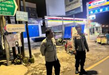 Tekan Gangguan Kamtibmas Jalanan, Unit Patroli Polsek Mandirancan Gelar Penjagaan Ketat di Simpang Tiga Pusat Gadai