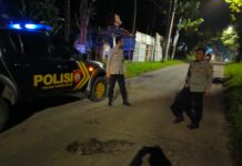Kobarkan Semangat Gotong Royong, Bhabinkamtibmas Polsek Mandirancan Gandeng Warga Bahu-Membahu Jaga Kampung