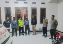 Sosialisasikan Hotline 110 di Balai Desa, Polsek Mandirancan Ajak Perangkat Desa Pakembangan Gencarkan Harkamtibmas