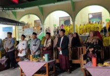 Hadir di Tengah Jemaah Tausiyah Kantor Desa, Kanit Propam Polsek Mandirancan Sukseskan Malam Refleksi Hijriyah 1448 H