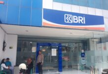 Anggota Piket Polsek Kramatmulya Laksanakan Patroli Siang, Antisipasi C3 dan Gangguan Kamtibmas Sambangi Warga Masyarakat di Bank BRI Unit Kramatmulya