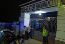 Kapolsek Mandirancan AKP Atang Mulyana, S.E. Kendalikan Penuh Strategi Patroli Sekolah, Gandeng Penjaga Malam Pertebal Pengamanan Swakarsa