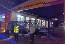 Kapolsek Mandirancan AKP Atang Mulyana, S.E. Pimpin KRYD Malam Minggu, Sisir Kluster Pendidikan Mandirancan dari Potensi Gangguan Kamtibmas