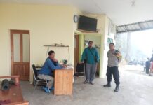 sosialisasi call centre polri, personil polsek cigugur patroli dialogis monitoring warga Desa Cisantana