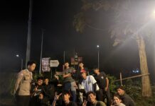 personil polsek cigugur patroli dialogis monitoring warga gunungkeling , himbau jaga kamtibmas