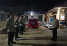 Antisipasi Kerawanan Jelang Akhir Pekan, Kapolsek Mandirancan AKP Atang Mulyana, S.E. Pimpin Langsung Apel Kesiapan KRYD Malam Hari
