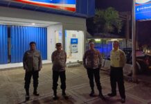 Nyalakan Rotator Biru, Kapolsek Mandirancan AKP Atang Mulyana, S.E. Bersama 4 Anggota Amankan Objek Vital Melalui KRYD