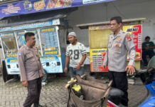 Cegah Modus Hipnotis di Pusat Perbelanjaan, Personel Polsek Mandirancan Perketat Patroli di Indomaret Nanggela