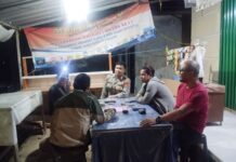 Kepolisian Sektor (Polsek) Ciniru Polres Kuningan meningkatkan intensitas patroli malam hari di wilayah hukumnya demi menjaga situasi keamanan dan ketertiban masyarakat (kamtibmas)