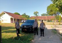 Polri Hadir di Tengah Masyarakat, Anggota Polsek Ciawigebang Amankan Tasyakuran Ponpes Riyadul Awamil