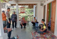 Kapolsek Ciawigebang Pimpin Patroli KRYD Siang Hari, Sampaikan Imbauan Kamtibmas kepada Warga Desa Sukadana