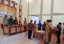 Kapolsek Ciawigebang Saksikan Pelantikan dan Pengambilan Sumpah Sekretaris Desa Pamijahan
