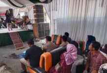 Pengamanan Hiburan Organ Dangdut di Desa Ciawigebang, Bhabinkamtibmas Polsek Ciawigebang Pastikan Situasi Tetap Kondusif