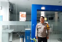 Cegah Gangguan Kamtibmas, Bhabinkamtibmas Polsek Ciawigebang Patroli Malam Hari Sambangi Bank BRI Unit Ciawigebang 1