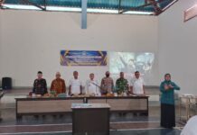 Kapolsek Ciawigebang Polres Kuningan Hadiri Pelantikan dan Pengambilan Sumpah Kepala Dusun Manis Desa Sidaraja