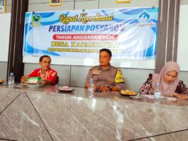 Wujud Dukungan Program Kesehatan, Bhabinkamtibmas Desa Kapandayan Polsek Ciawigebang Hadiri Rapat Koordinasi Persiapan Posyandu TA 2026 di Desa Kapandayan