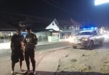 Sampaikan Imbauan Kamtibmas, Bhabinkamtibmas Polsek Ciawigebang Sambangi Warga Desa Kapandayan Saat Patroli KRYD Malam Hari