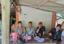POLSEK SUBANG GIATKAN PATROLI KRYD, SAMBANGI WARGA SAMPAIKAN PESAN KAMTIBMAS.