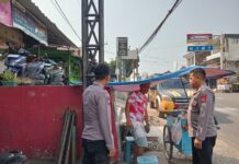 POLSEK LURAGUNG MELAKSANAKAN PATROLI MEMBERIKAN HIMBAUAN AGAR TETAP JAGA KEAMANAN