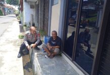 KANIT BINMAS POLSEK KRAMATMULYA RUTIN LAKSANAKAN PATROLI WILAYAH AJAK WARGA JAGA KEAMANAN LINGKUNGAN MELALUI SAMBANG HUMANIS