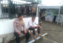 BHABINKAMTIBMAS DESA WIDARASARI POLSEK KRAMATMULYA SAMBANGI WARGA AJAK WARGA JAGA KEAMANAN LINGKUNGAN MELALUI SAMBANG HUMANIS