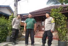 Polsek Mandirancan Edukasi Pengunjung Kolam Renang Pondok Cilega, Sinergitas Jaga Keselamatan Buah Hati