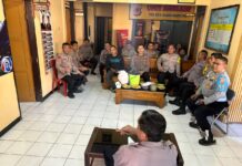 Tajam dan Terukur, Kapolsek Mandirancan Pimpin Anev Mingguan Guna Bedah Kinerja Pasukan