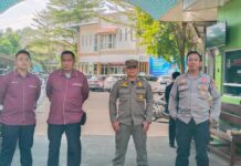 Bhabinkamtibmas Monitoring Kedatangan Santri Baru Tahun Ajaran 2026–2027 di Pondok Pesantren Husnul Khotimah 2 Sekaligus Sampaikan Imbauan Kamtibmas Demi Terciptanya Situasi yang Aman dan Kondusif