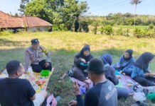 Bhabinkamtibmas Aipda Djayusman Intensifkan Sambang Warga Binaan, Ajak Masyarakat Tingkatkan Kewaspadaan terhadap C3 dan Perkuat Sinergi Menjaga Kondusivitas Kamtibmas