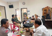 Kapolsek Pancalang Laksanakan Silaturahmi Kamtibmas dengan Kepala Desa Danalampah untuk Memperkuat Sinergi dalam Menjaga Harkamtibmas di Wilayah Kecamatan Pancalang