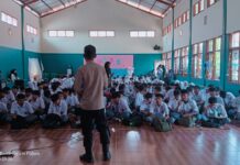 Strategi Penguatan Kamtibmas Jalan Raya, Kanit Binmas Polsek Mandirancan Tanamkan Nilai Tertib Berlalulintas di SMK Budi Bhakti