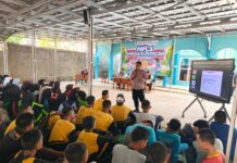 Kapolsek Pancalang Bersama Kanit Binmas Berikan Edukasi Kamtibmas kepada Siswa Baru SMKN 6 Kuningan dalam Kegiatan MPLS, Tekankan Pencegahan Bullying dan Keselamatan Berlalu Lintas