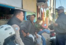 POLSEK KRAMATMULYA SAMBANGI WARGA MASYARAKAT DESA RAGAWACANA AJAK JAGA KEAMANAN LINGKUNGAN MELALUI SAMBANG HUMANIS