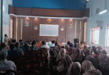 Menembus Pagar Pengabdian Desa, Kapolsek Mandirancan Saksikan Pengukuhan Sakral Dusun Pahing