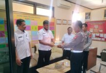 Mempererat Kebersamaan Polsek Cilimus dan Pemerintah Desa Cilimus