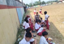 Bhabinkamtibmas Desa Kapandayan Edukasi Siswa SDN 1 Terapkan Hidup Sehat dan Peduli Lingkungan