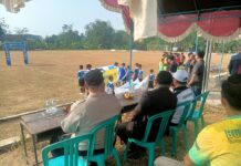 Jaga Sportivitas dan Kamtibmas, Polsek Ciawigebang Amankan Turnamen Bupati Cup 2026 di Desa Ciawilor