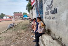 Polsek Ciawigebang Siaga Amankan Turnamen Sepak Bola Bupati Cup Tahun 2026 di Desa Ciawilor