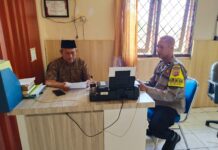 Jalin Kemitraan, Bhabinkamtibmas Sambangi Perangkat Desa Mekarjaya