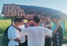 Bhabinkamtibmas Desa Kapandayan Polsek Ciawigebang Patroli Lingkungan dan Berikan Imbauan Kamtibmas kepada Pelajar