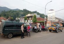 POLSEK SUBANG INTENSIFKAN PATROLI KRYD SIANG, CEGAH GANGGUAN KAMTIBMAS