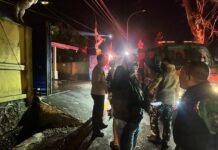 Anggota Polsek Pancalang Gerak Cepat Datangi Lokasi Kebakaran Ruko di Desa Tajurbuntu, Amankan TKP dan Bantu Proses Pemadaman
