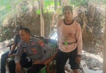 GELAR PATROLI SIANG, ANGGOTA POLSEK SUBANG SAMBANGI WARGA SAMPAIKAN PESAN KAMTIBMAS.